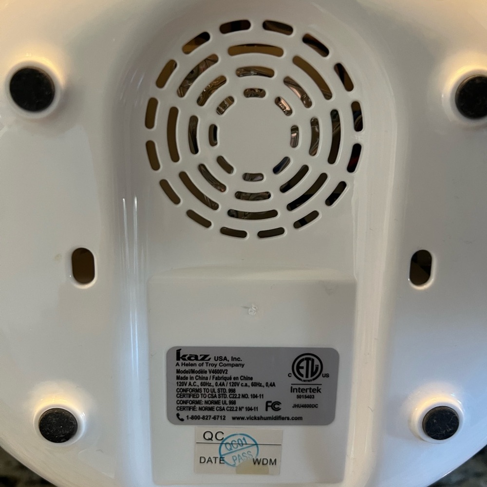 Vicks Humidifier - Picture 5 of 7